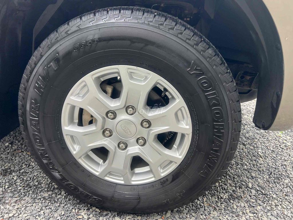 Ford Ranger 2020 XLS 2.2 Vàng cát. Mua bán Ô tô tại Huyện Hóc Môn Tp Hồ Chí Minh được đăng bởi Trần Văn Đoan hình 5