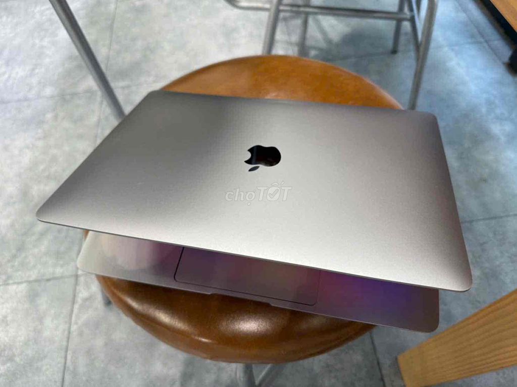 Apple MacBook Air 2020 i3 13 inch 8GB/256GB. Mua bán Laptop tại Quận Gò Vấp Tp Hồ Chí Minh được đăng bởi bích hình 1