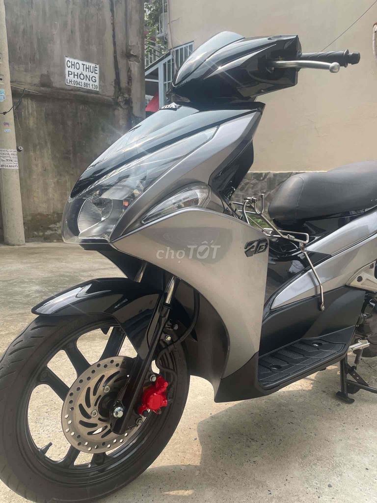 Honda AB 110i 2012 серый титан BSTP рег. 2012 отличный звонкий