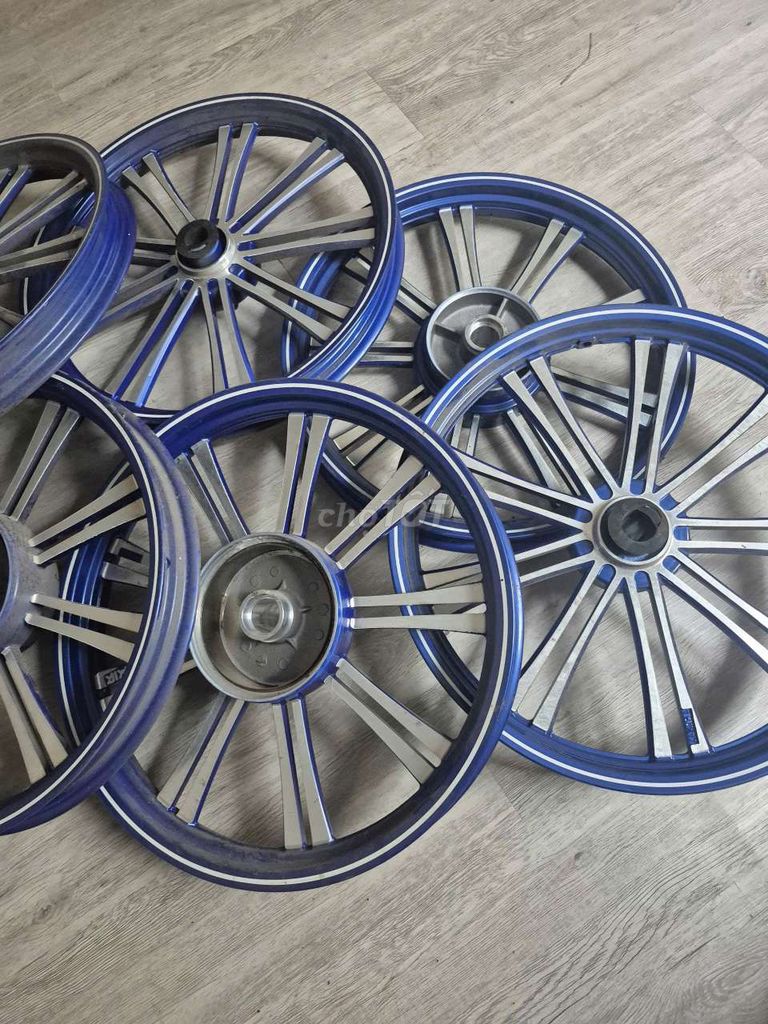 Mâm xe Yamaha Sirius, Jupiter Hợp kim. Mua bán Phụ tùng xe tại Thành phố Dĩ An Bình Dương được đăng bởi Vinh phat hình 2