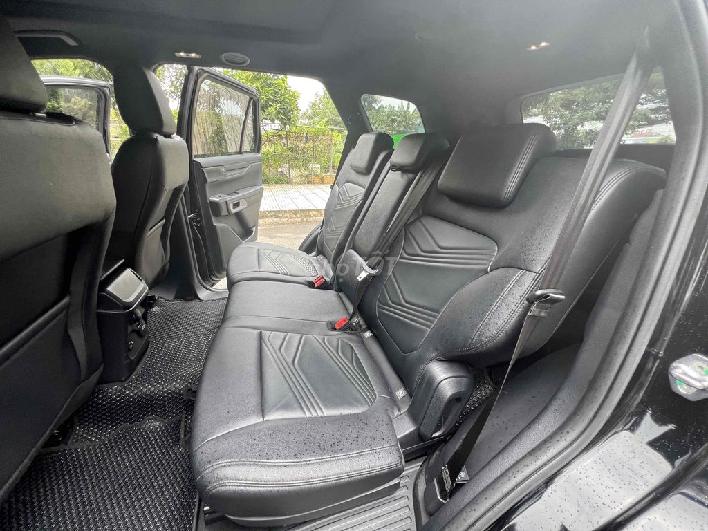 Everest Titanium 2023 4x4 - có thương lượng mạnh. Mua bán Ô tô tại Quận 12 Tp Hồ Chí Minh được đăng bởi Toàn Thắng Xe Ford  hình 11