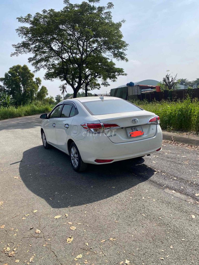 Toyota Vios màu Trắng. Mua bán Ô tô tại Quận 12 Tp Hồ Chí Minh được đăng bởi Trần Anh Tuấn hình 4