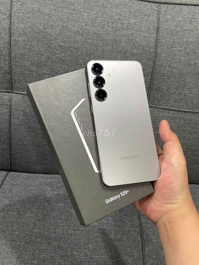 Samsung S25 Plus Xám 12.256 VN BH T12.2026. Mua bán Điện thoại tại Quận Tân Bình Tp Hồ Chí Minh được đăng bởi Đăng Khoa Store hình 1