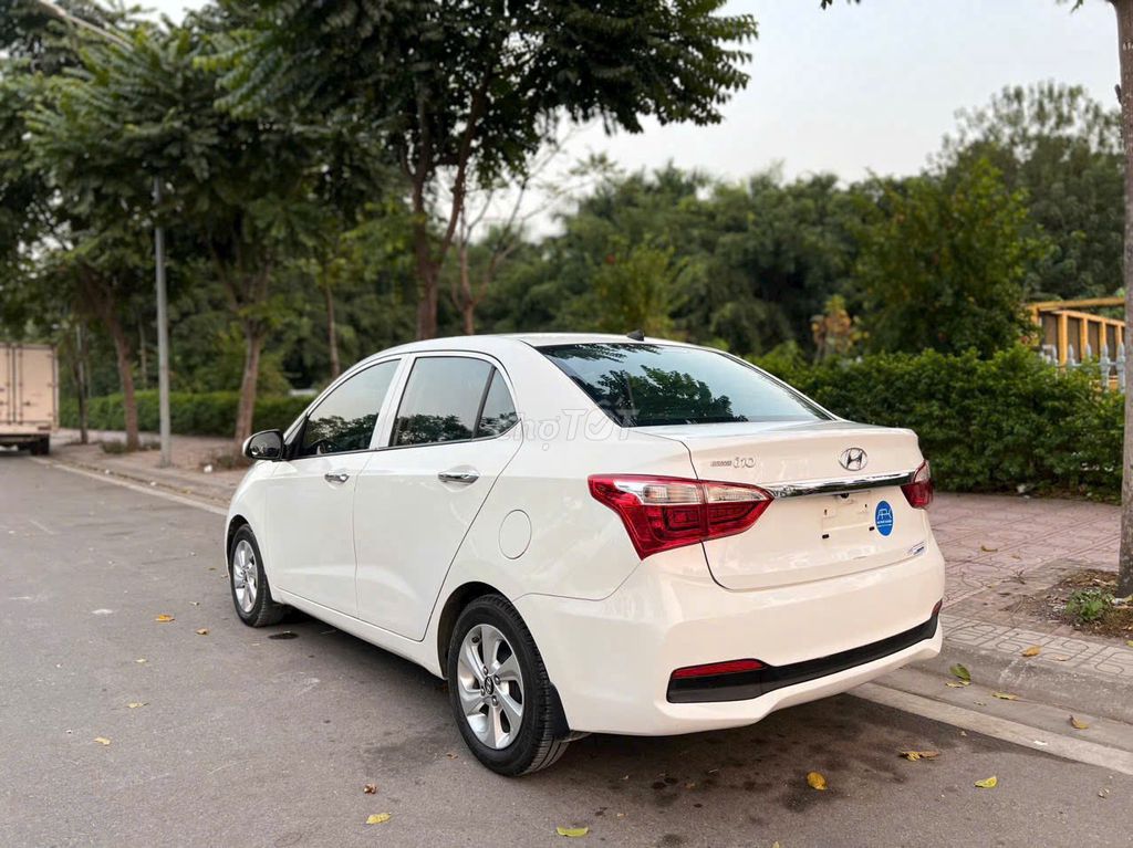 Hyundai Grand i10 2019 Trắng 75.000 km. Mua bán Ô tô tại Quận Long Biên Hà Nội được đăng bởi Anh Anh hình 2