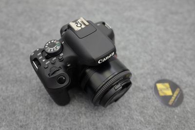 Canon 750D + 50F1.8