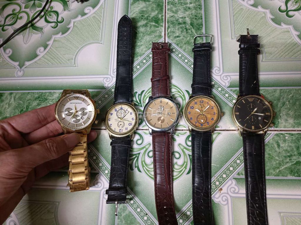 Bán combo 5 chiếc đồng hồ, chỉ bị hết pin giá rẻ. Mua bán Đồng hồ tại Quận Lê Chân Hải Phòng được đăng bởi Việt hình 1