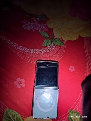 zflip 5 bán hoặc giao lưu sang z10 turbo. Mua bán Điện thoại tại Huyện Cái Nước Cà Mau được đăng bởi Tuấn Liêm