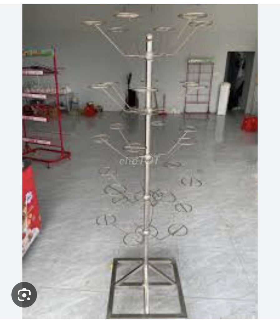 Cây treo nón bảo hiểm Kim loại Bạc. Mua bán Nội thất, đồ gia dụng khác tại Huyện Cần Giuộc Long An được đăng bởi Shop Chi Chi  hình 1