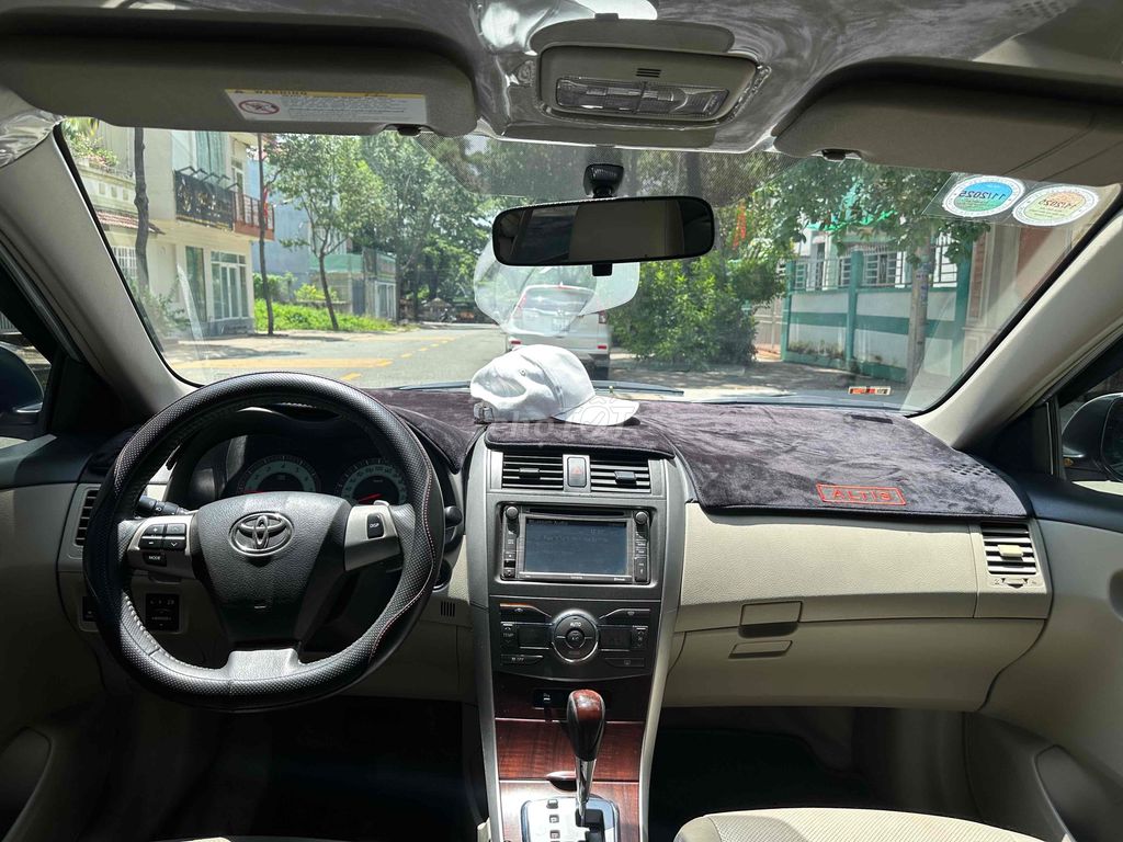 Toyota Corolla Altis 2013 2.0 RS - 92000 km. Mua bán Ô tô tại Thành phố Thủ Dầu Một Bình Dương được đăng bởi Nguyễn Trung Hiếu hình 3