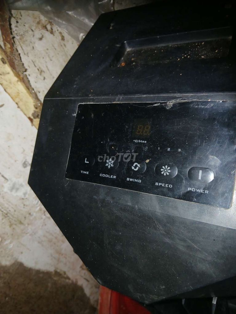 Quạt hơi nước Boos 102 Đen, Kem. Mua bán Quạt tại Quận Ninh Kiều Cần Thơ được đăng bởi Minh Trieu hình 1
