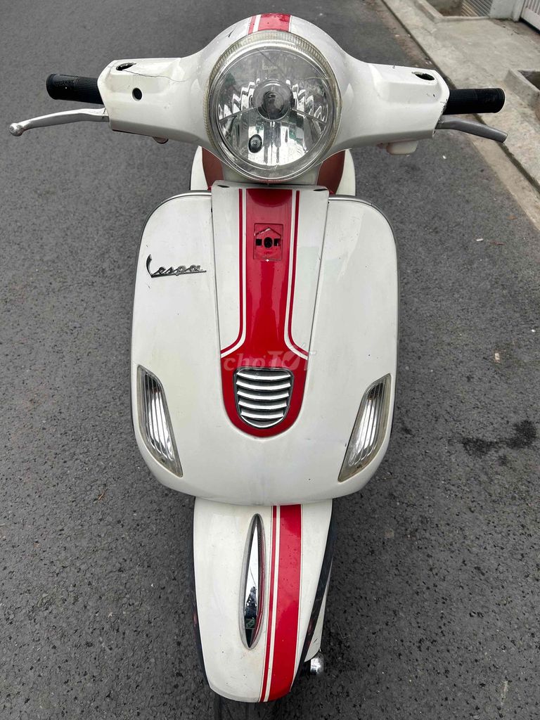 piago vespa Fi 2013 bstp. Mua bán Xe máy tại Thành phố Thuận An Bình Dương được đăng bởi Nguyễn trường thịnh hình 4