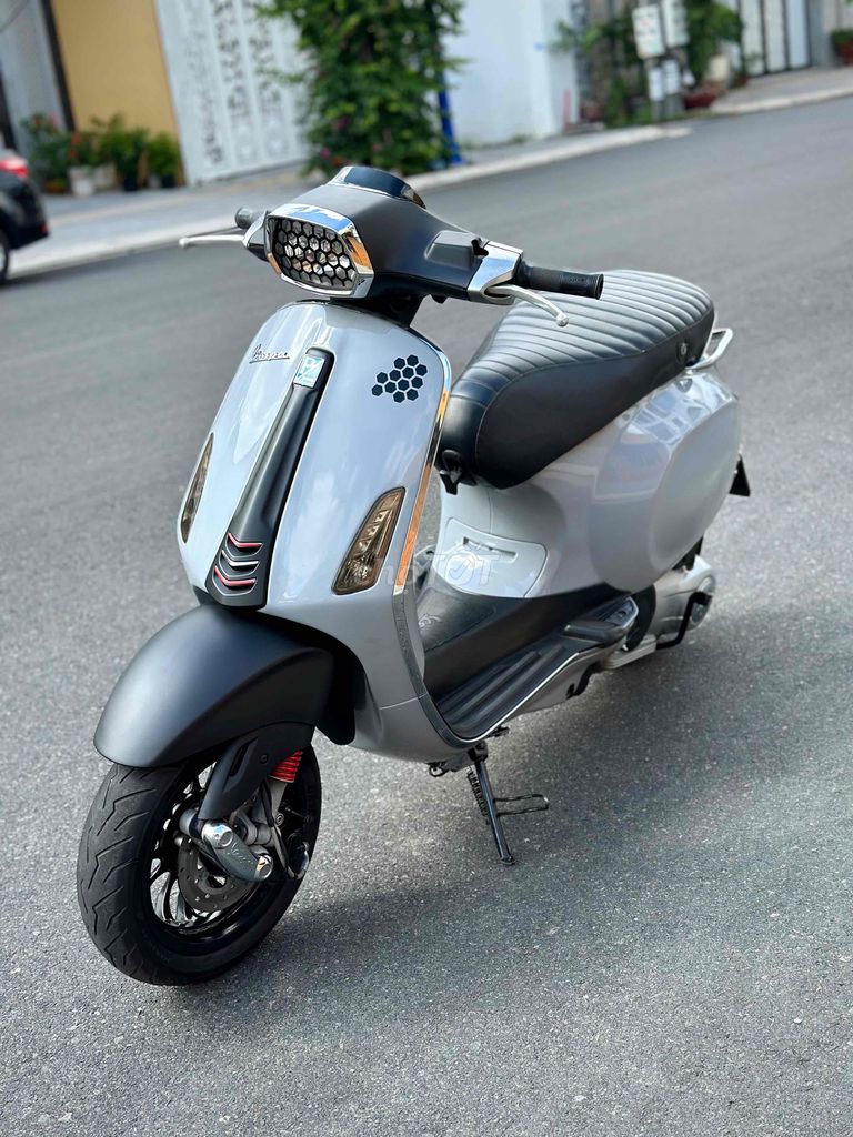 VESPA mà giá chỉ bằng Vision ae nhanh tayyyy. Mua bán Xe máy tại Thành phố Vũng Tàu Bà Rịa - Vũng Tàu được đăng bởi Xe Máy Cũ Vũng Tàu 72 hình 3