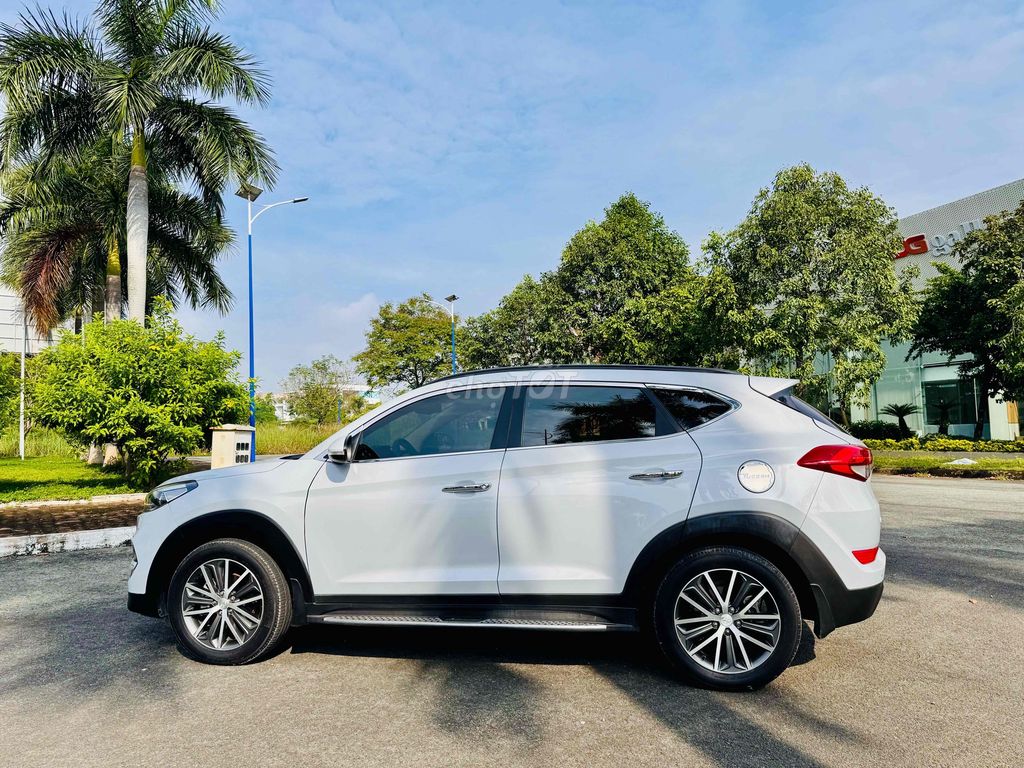 Hyundai Tucson 2015 2.0 AT bản Full nhập cực ngon. Mua bán Ô tô tại Thành phố Thủ Đức Tp Hồ Chí Minh được đăng bởi Trần Quốc Bảo hình 7