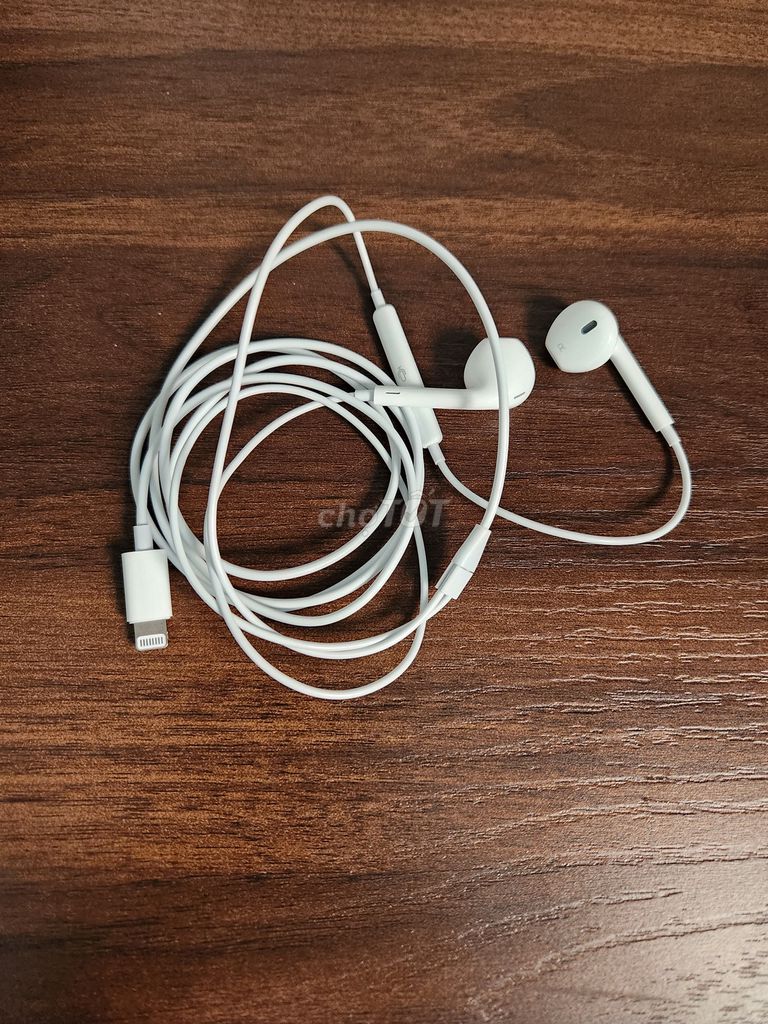 Tai nghe Apple EarPods Trắng. Mua bán Tivi, Âm thanh tại Quận Hoàng Mai Hà Nội được đăng bởi Dương hình 1