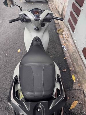 Honda SH Xám 11000 km