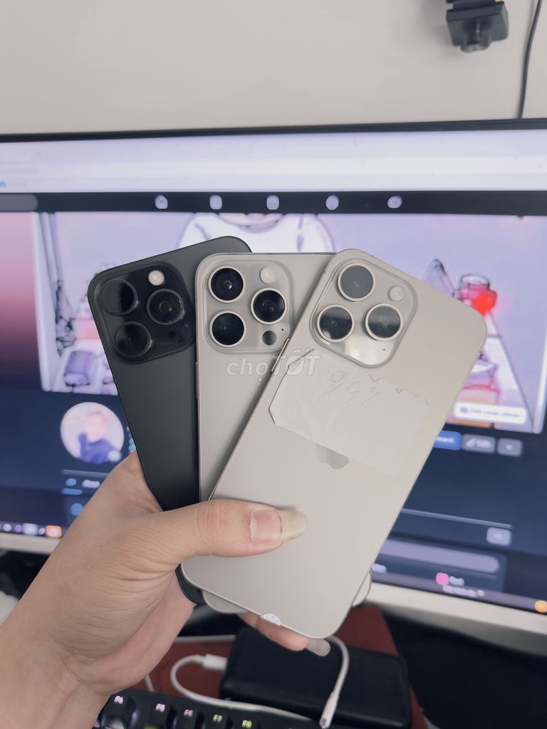 iPhone 15 Pro Max 256GB Đen Bạc VNA. Mua bán Điện thoại tại Thành phố Thuận An Bình Dương được đăng bởi táo zin hình 1