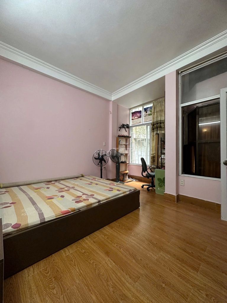 Аренда дома в Старом квартале, Фунг Хунг, Хоан Кием, 30м² x 3 этажа
