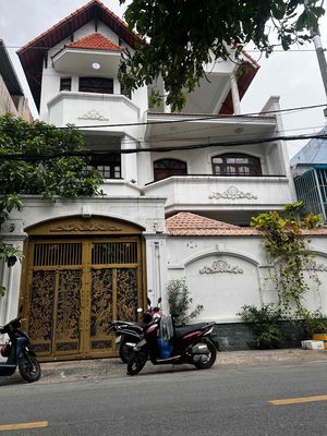 Rent · 7 bd · 200 м² · Quận 12, ул. Dht 17