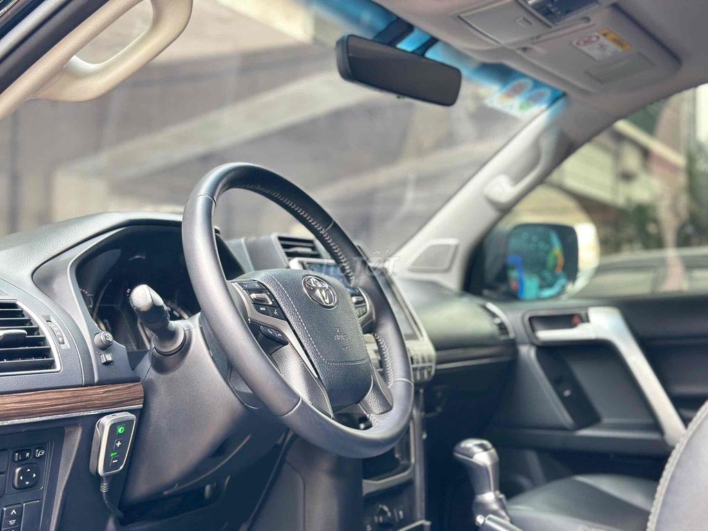 TOYOTA Hà Đông bán Prado 2020 6 vạn, lắp 400tr đồ. Mua bán Ô tô tại Quận Hà Đông Hà Nội được đăng bởi Toyota Hà Đông Tsure hình 8