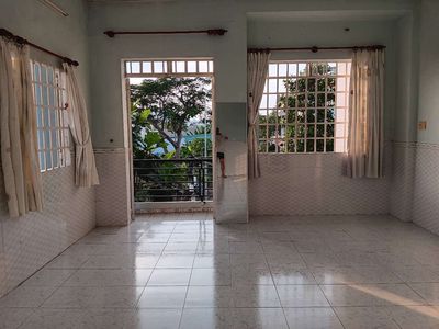 Phòng trọ thoáng mát 35m2 ở Bình Chánh