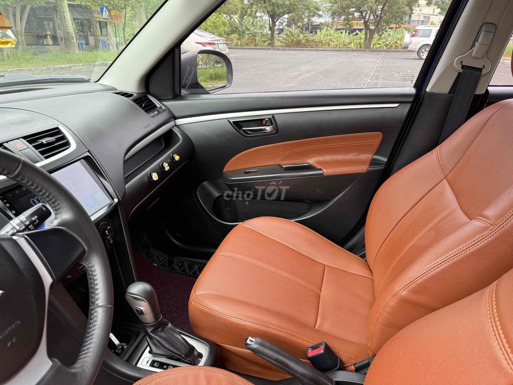 Suzuki Swift 2015 Special logo vàng. Mua bán Ô tô tại Quận Cẩm Lệ Đà Nẵng được đăng bởi Trọng Hiếu Đà Nẵng hình 15