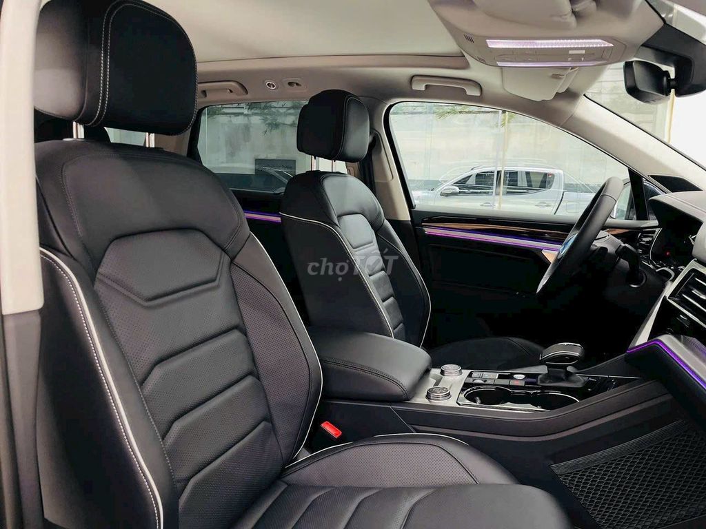 Volkswagen Touareg 2023, 699 triệu nhận xe. Mua bán Ô tô tại Quận 7 Tp Hồ Chí Minh được đăng bởi Quang Nguyễn hình 7