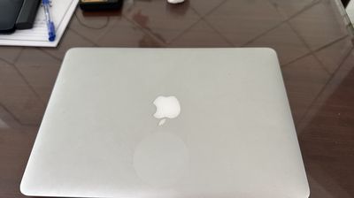 Bán macbook air 2016, core i5/8gb/128gb, 13.3 inch