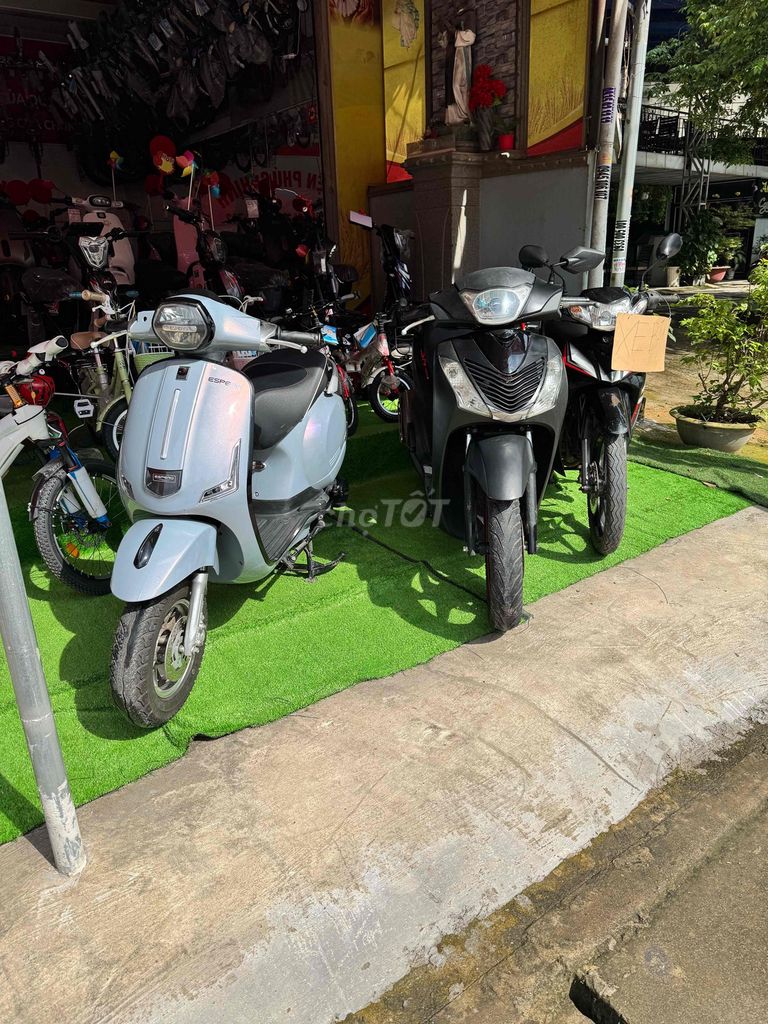 xe mới về rất đẹp. Mua bán Xe máy tại Huyện Trảng Bom Đồng Nai được đăng bởi Anh Thợ Máy hình 6