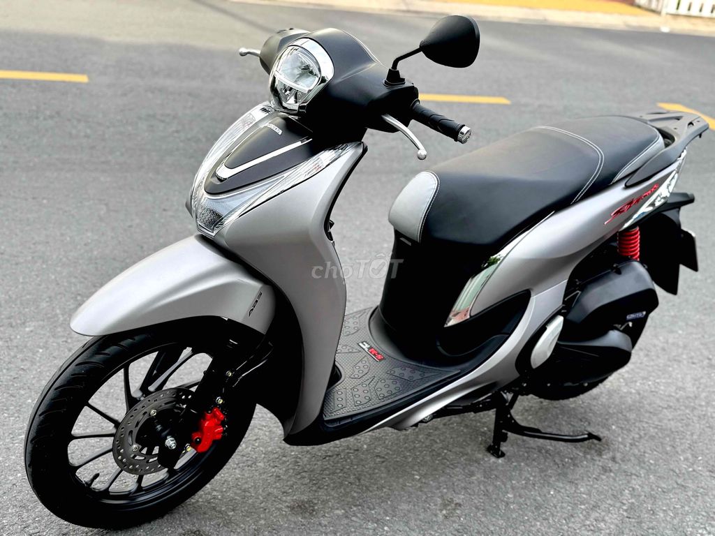 SH Mode 125 mẫu 2021 Xám đen 16.000km bstp 9chủ