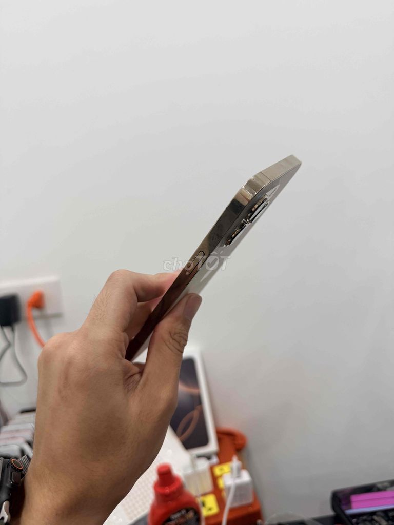 Apple iPhone 13 Pro Max 128GB Vàng Đã sử dụng. Mua bán Điện thoại tại Quận Cầu Giấy Hà Nội được đăng bởi TicoSmartphone hình 1