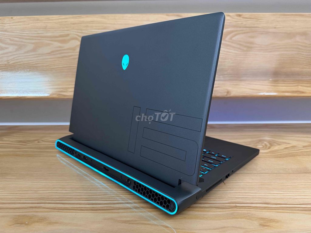 Alienware m15 R7 i7-12700H 15.6 inch 16GB/512GB. Mua bán Laptop tại Thành phố Vũng Tàu Bà Rịa - Vũng Tàu được đăng bởi Vinh Laptop hình 1