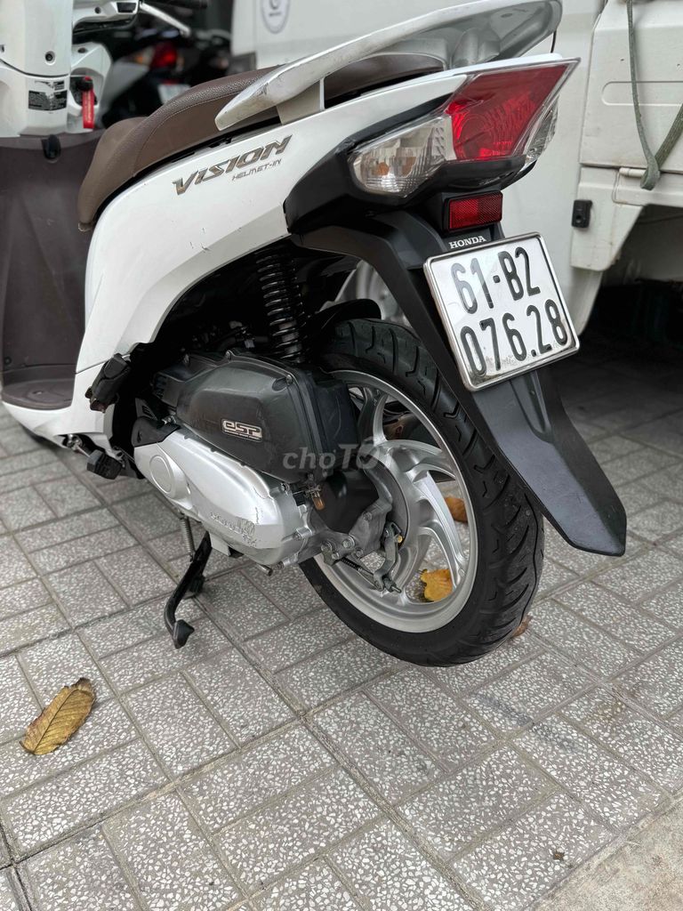 Honda Vision 2019 Trắng. Mua bán Xe máy tại Thành phố Thủ Dầu Một Bình Dương được đăng bởi hien pham hình 4