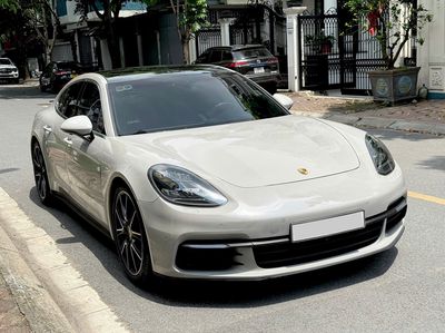 Porsche Panamera Crayon 2018 Lên Full Đồ. Mua bán Ô tô tại Quận Thanh Xuân Hà Nội được đăng bởi Nguyễn Tuấn Hoàng