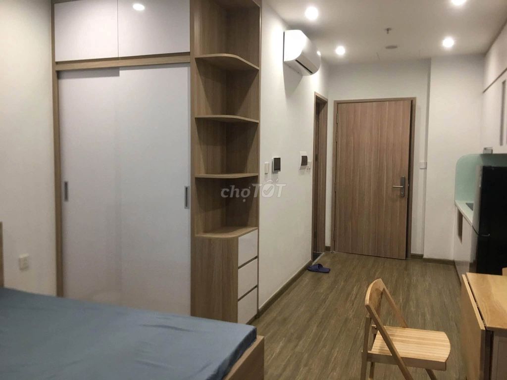 Студия с мебелью в Vinhomes Ocean Park