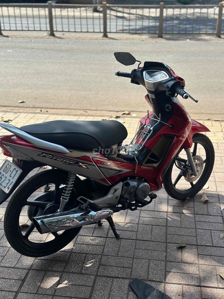 Honda Future X 2011 Đỏ bạc. Mua bán Xe máy tại Thành phố Long Khánh Đồng Nai được đăng bởi cửa hàng xe máy DUY HIỆP hình 3
