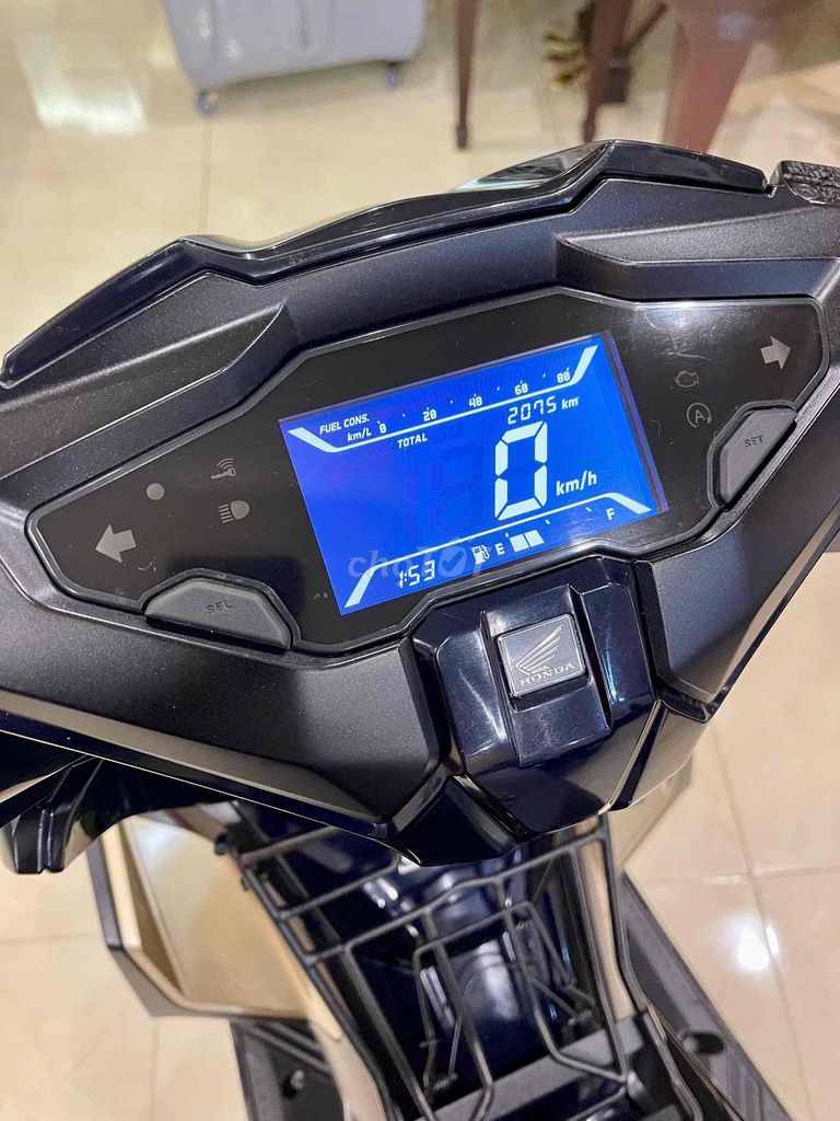 XE MÁY 68 - Honda Air Blade 125 2024 Đen Sần Lướt. Mua bán Xe máy tại Quận Hai Bà Trưng Hà Nội được đăng bởi Đức Anh hình 9