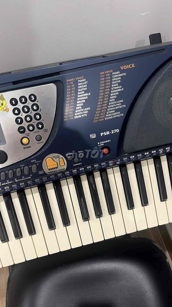 cần bán yamaha psr 270