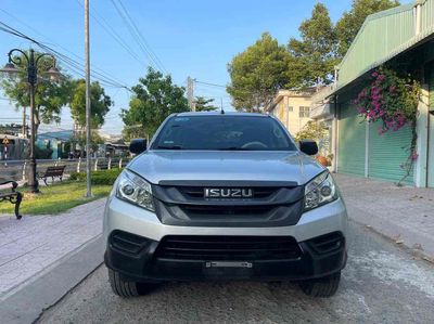 Isuzu Mu X 2017 2.5 4X2 MT - 101000 km. Mua bán Ô tô tại Thành phố Mỹ Tho Tiền Giang được đăng bởi   Ô Tô Nghĩa Nhân 