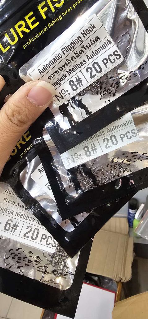 combo 4 túi Lưỡi câu cá Automatic Flipping Hook. Mua bán Đồ thể thao, Dã ngoại tại Quận Hà Đông Hà Nội được đăng bởi Tran Linh hình 1