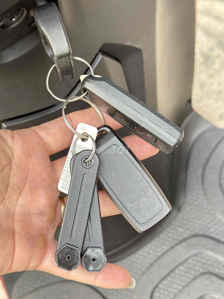 HONDA LEAD 125 4Val MẪU MỚI , XE CÒN ĐẸP VÀ MỚI 98. Mua bán Xe máy tại Thành phố Thủ Đức Tp Hồ Chí Minh được đăng bởi Xe máy Anh Thư hình 8