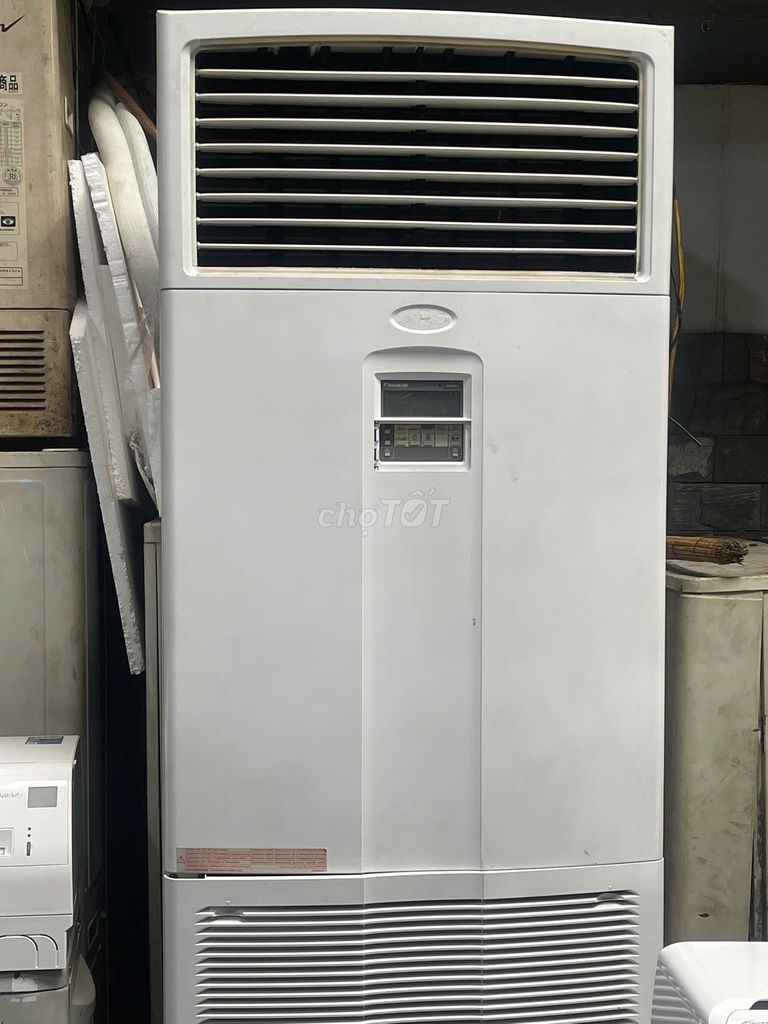 Máy Lạnh Tủ đứng Daikin 3HP QQL03 điện 1Pha Trắng. Mua bán Máy lạnh, điều hoà tại Quận Gò Vấp Tp Hồ Chí Minh được đăng bởi Việt Long hình 1