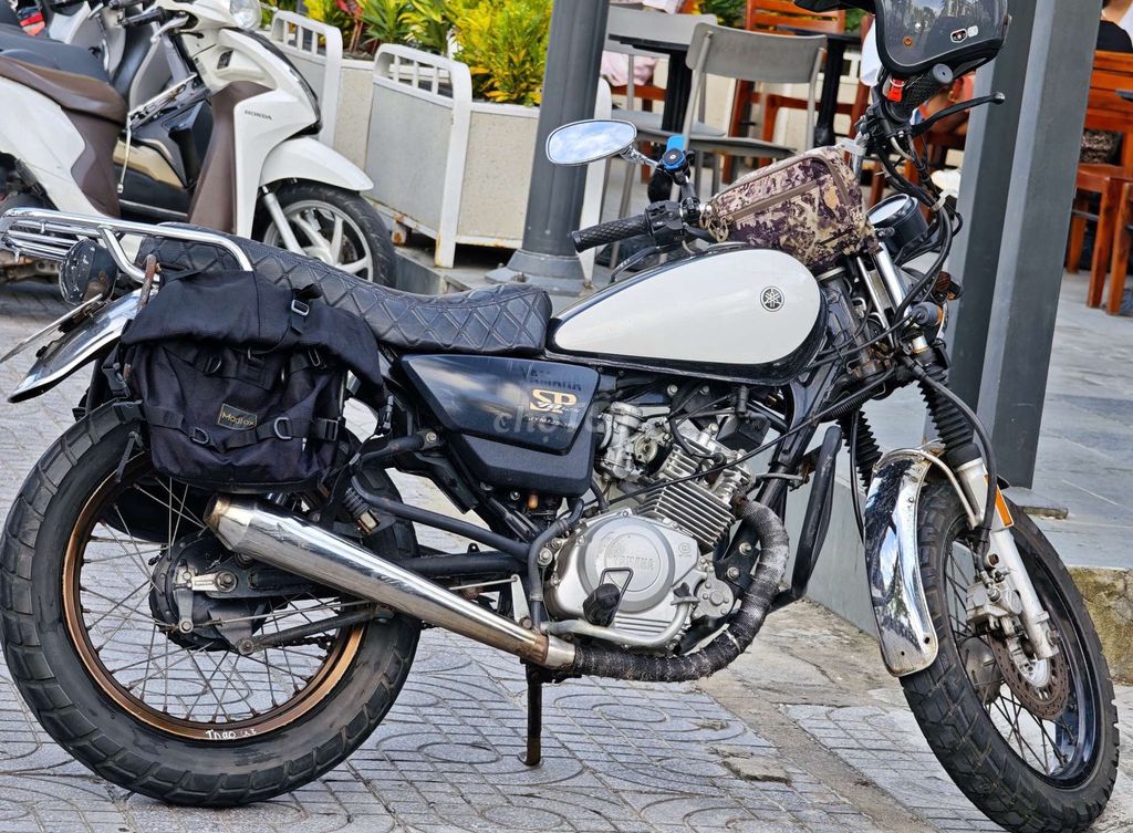 Bán nhanh Yamaha YB 125 chất,đẹp. Mua bán Xe máy tại Quận Cẩm Lệ Đà Nẵng được đăng bởi Hanoian hình 3