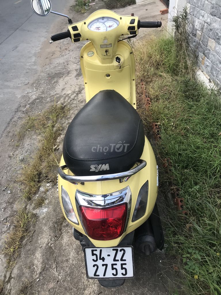 Atila Elizaberth màu vàng biển số tphcm. Mua bán Xe máy tại Huyện Bến Lức Long An được đăng bởi Nguyên  hình 4