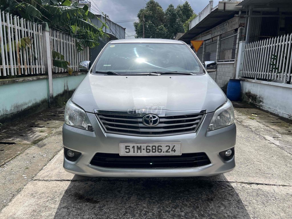 Toyota Innova E 2013 родная проверка