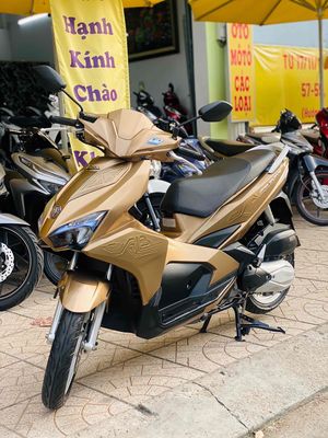 AB 2018 khoá smarkey siêu đẹp chuẩn 24k km zin✅. Mua bán Xe máy tại Quận Ninh Kiều Cần Thơ được đăng bởi Hiếu Xe máy Tân Liên Hưng 2