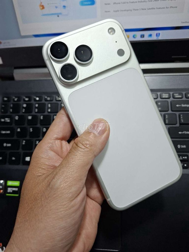 Apple iPhone 17 Pro Max Bạc Mỹ 2 esim bán hay GL. Mua bán Điện thoại tại Thành phố Đà Lạt Lâm Đồng được đăng bởi phong hình 1