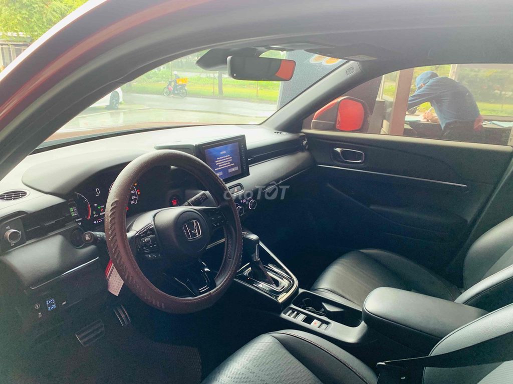 Honda HRV RS 2022  - 29000km Siêu Đẹp Hãng Bán. Mua bán Ô tô tại Quận 7 Tp Hồ Chí Minh được đăng bởi Honda Ôtô SG Quận 7 hình 7