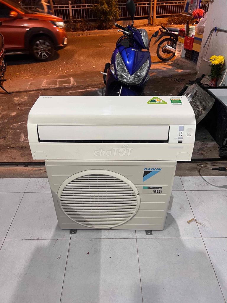 Thanh lý máy lạnh Daikin 1hp inverter Thái Lan R32