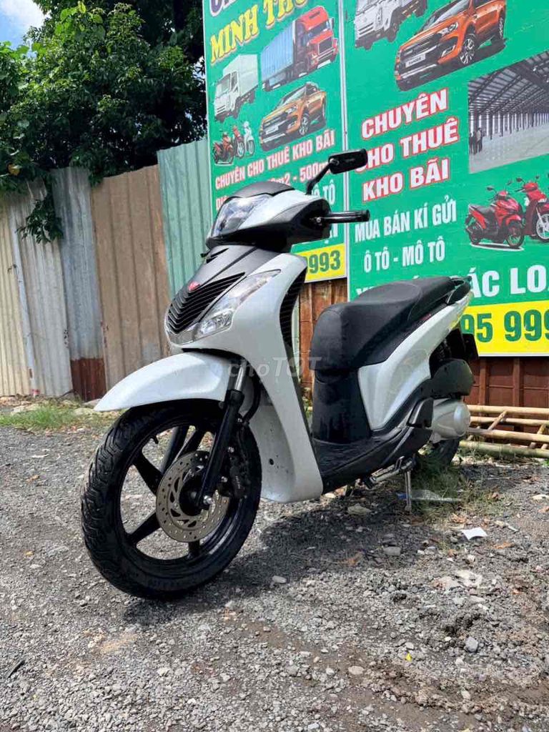 Honda SH 125i 2010 белый Италия
