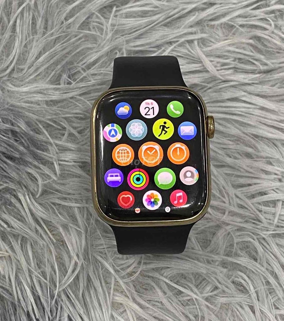 Apple Watch Series 8 Vàng 45mm thép LTe. Mua bán Thiết bị đeo thông minh tại Quận 5 Tp Hồ Chí Minh được đăng bởi Phan Thế Phong  hình 1